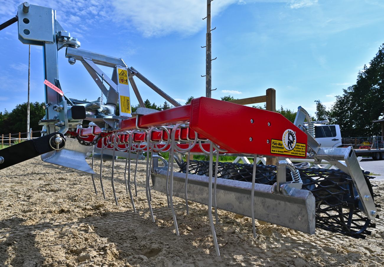 Reitplatzplaner Platz-Max P-M 160 / NL-GW 160 Reitplatzplaner Platz-Max P-M 160 / NL-GW 160