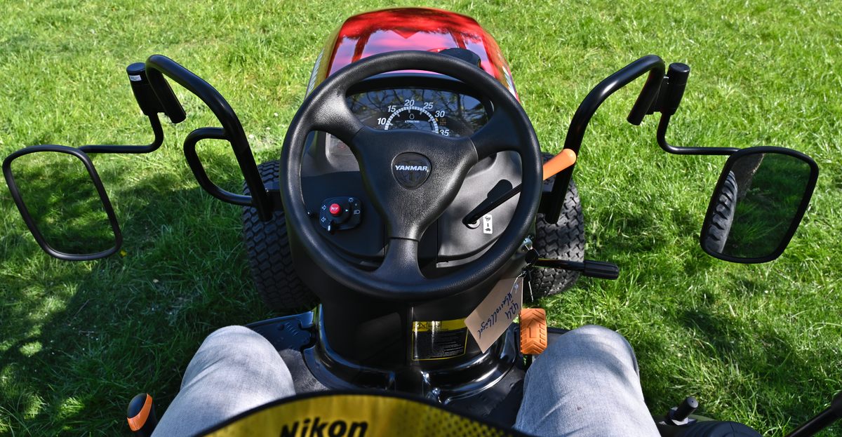 Kompakttraktor Yanmar SA424V-R Kompakttraktor Yanmar SA424V-R