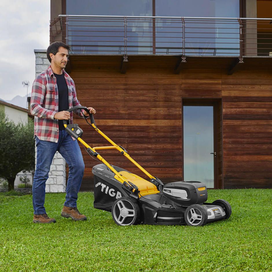STIGA COMBI 955 SQ AE, Akku-Rasenmäher STIGA COMBI 955 SQ AE, Akku-Rasenmäher