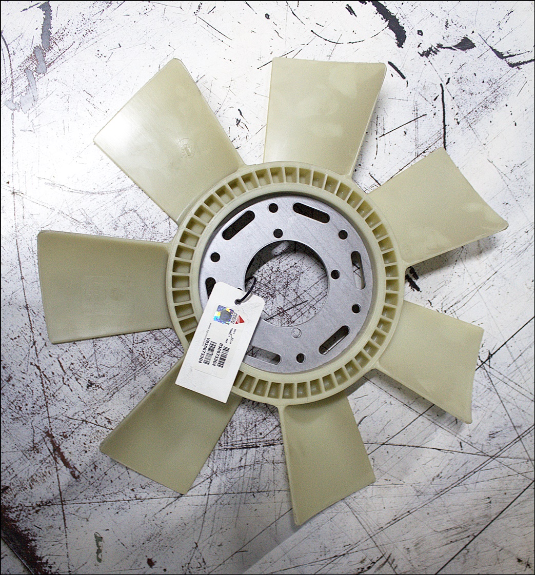 Valtra V836673304 Lüfter Valtra V836673304 Lüfter