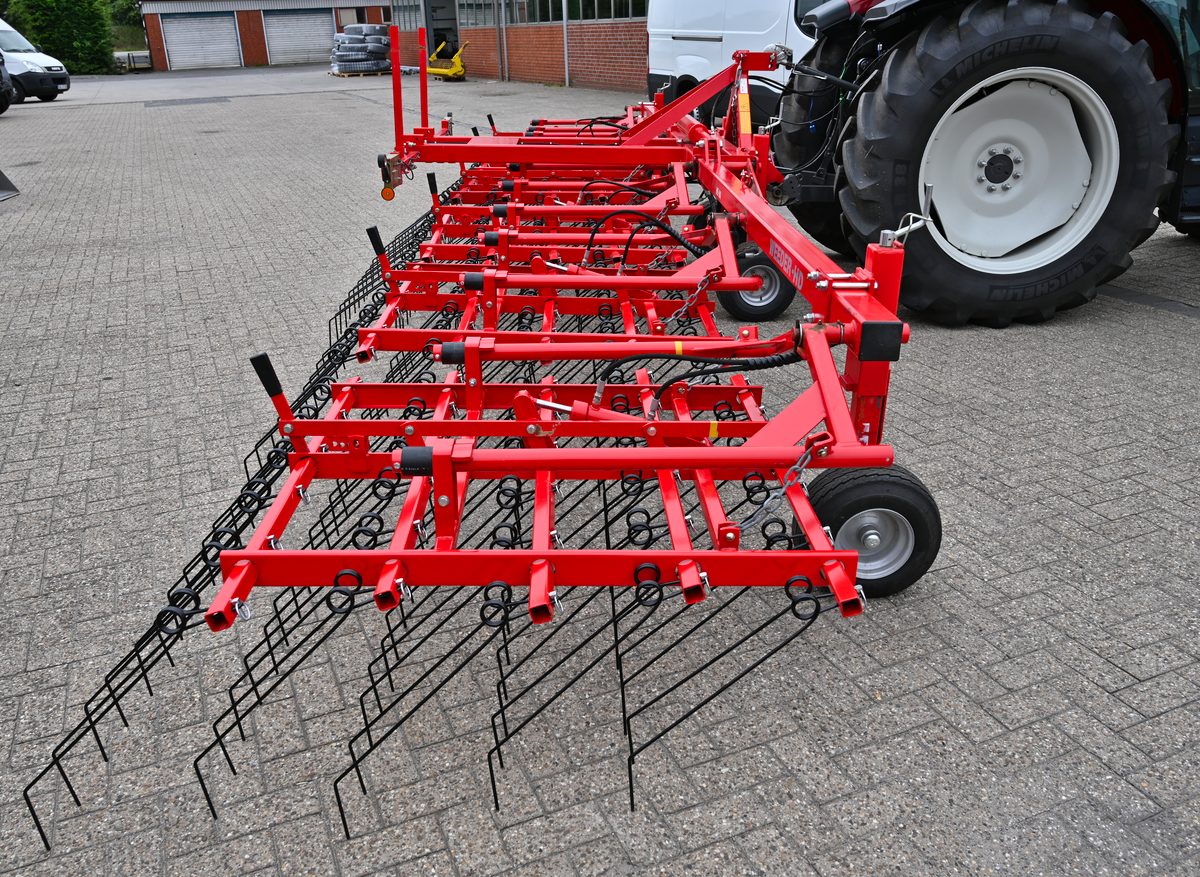 HE-VA Weeder HD Pflegestriegel 9 Meter HE-VA Weeder HD Pflegestriegel 9 Meter