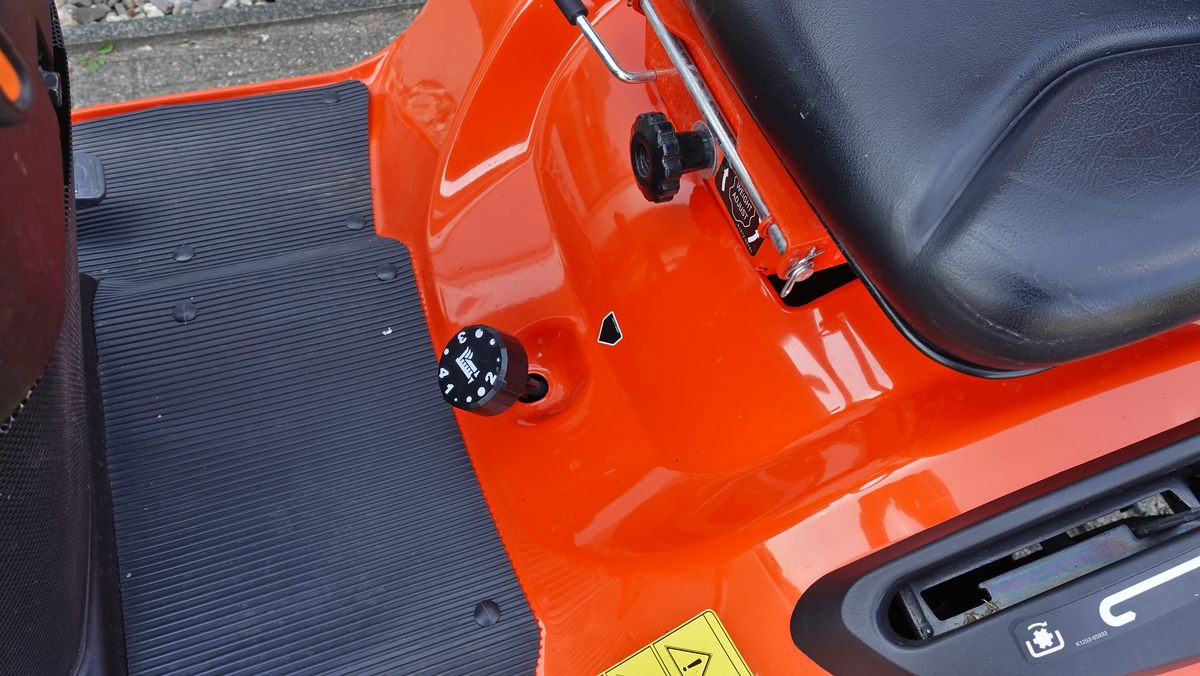 Rasenmäher Kubota GR2120 Rasenmäher Kubota GR2120