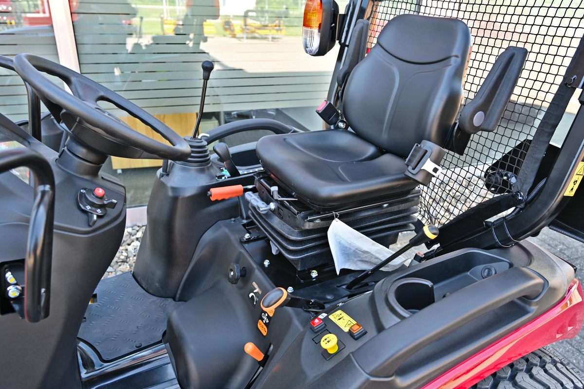 Kompakttraktor Yanmar SA424V-R Kompakttraktor Yanmar SA424V-R
