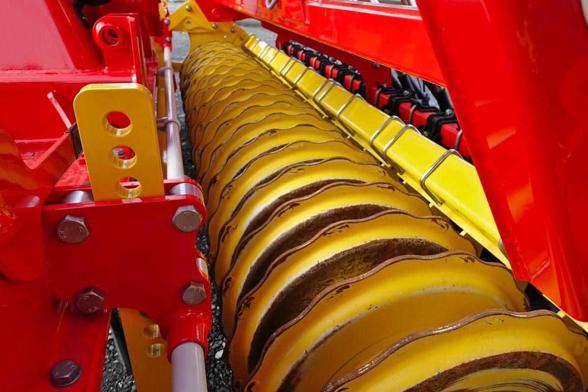 Drillmaschinenkombination Pöttinger Vitasem 302A mit Lion 3002 Kreiselegge Drillmaschinenkombination Pöttinger Vitasem 302A mit Lion 3002 Kreiselegge