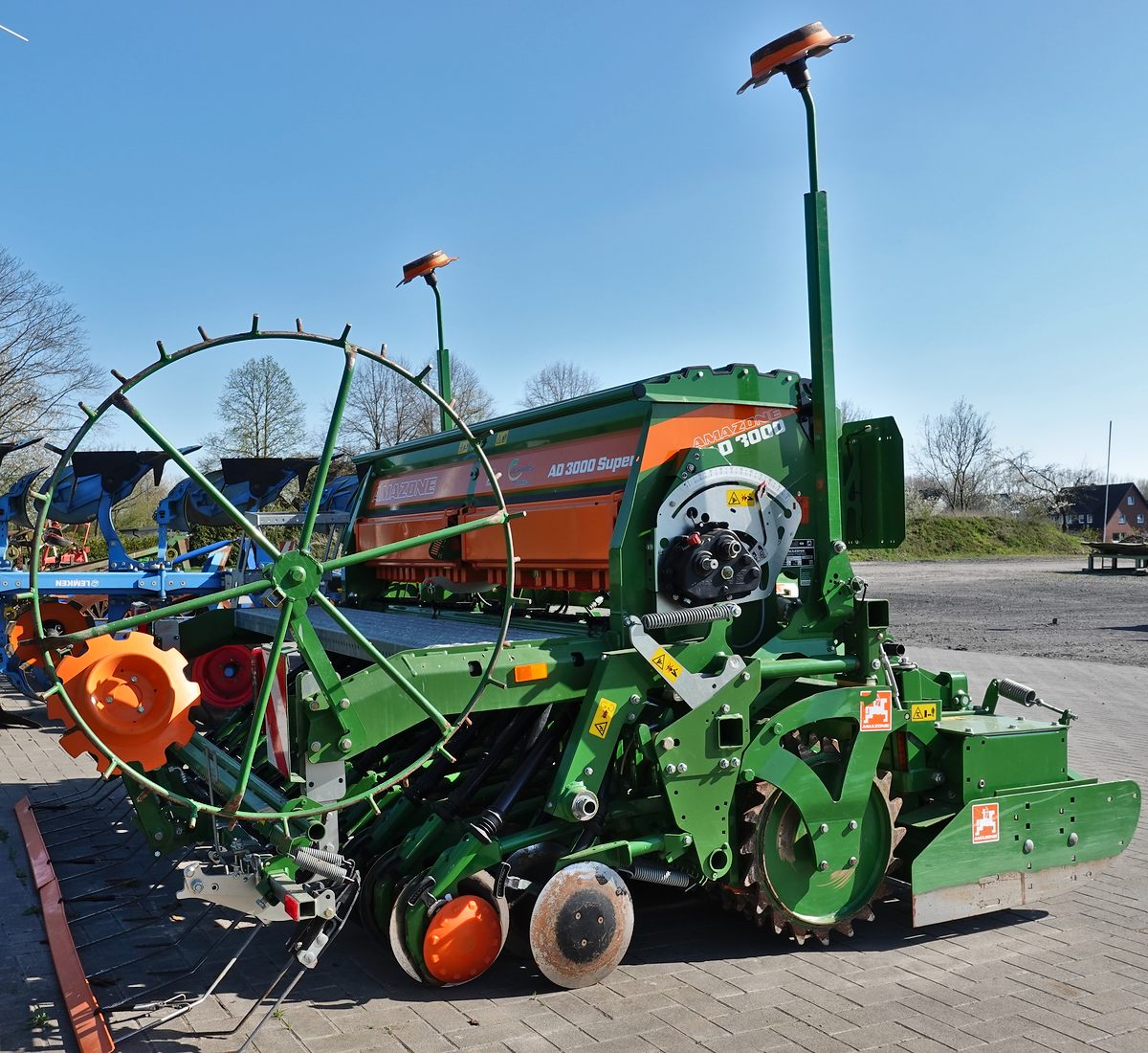 Amazone Aufbaudrillmaschine AD 3000 Super Kreiselgrubber KG 3000 Super Drillkombination Amazone Aufbaudrillmaschine AD 3000 Super Kreiselgrubber KG 3000 Super Drillkombination