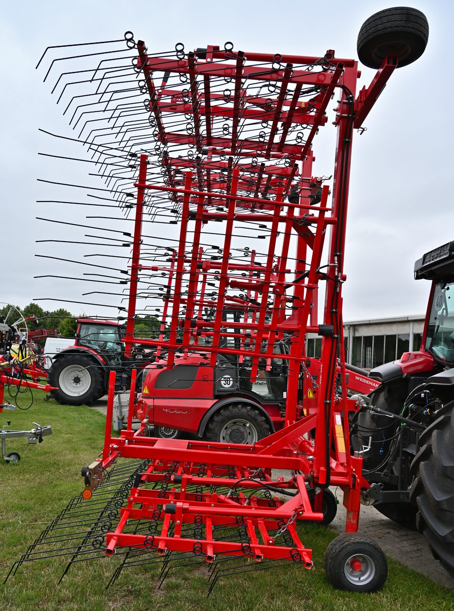 HE-VA Weeder HD Pflegestriegel 9 Meter HE-VA Weeder HD Pflegestriegel 9 Meter