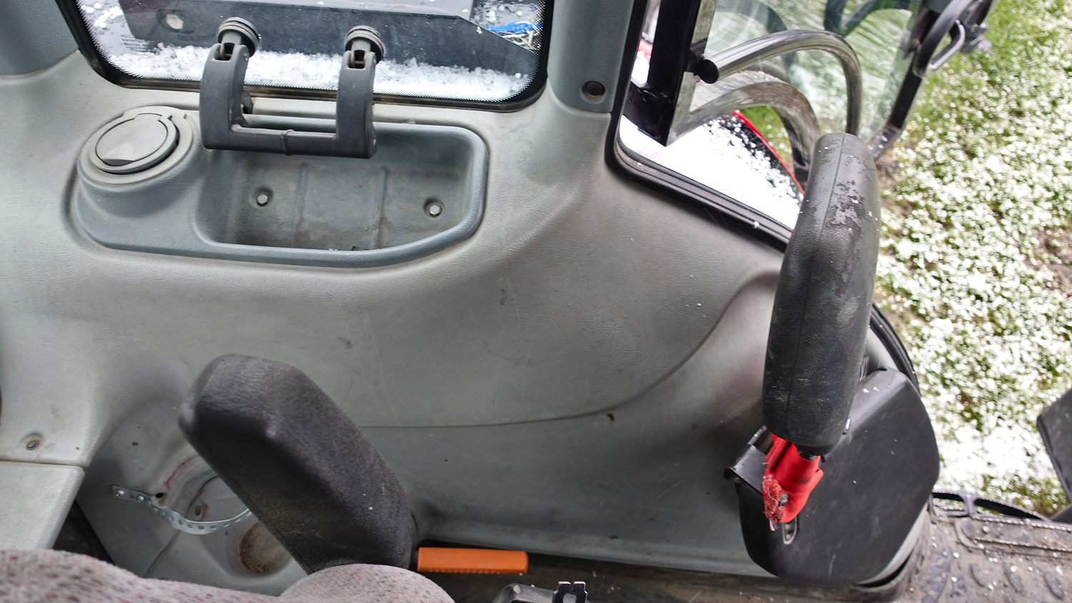 Valtra T191 HiTech mit Fronthydraulik Valtra T191 HiTech mit Fronthydraulik