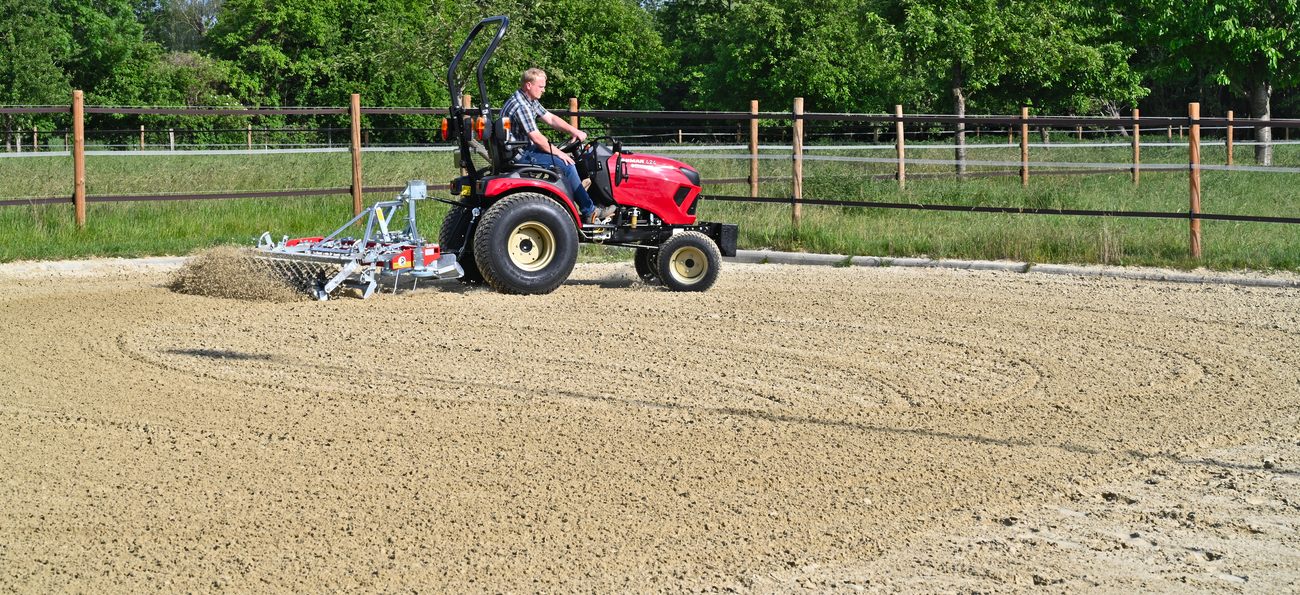 Reitplatzplaner Platz-Max P-M 160 / NL-GW 160 Reitplatzplaner Platz-Max P-M 160 / NL-GW 160