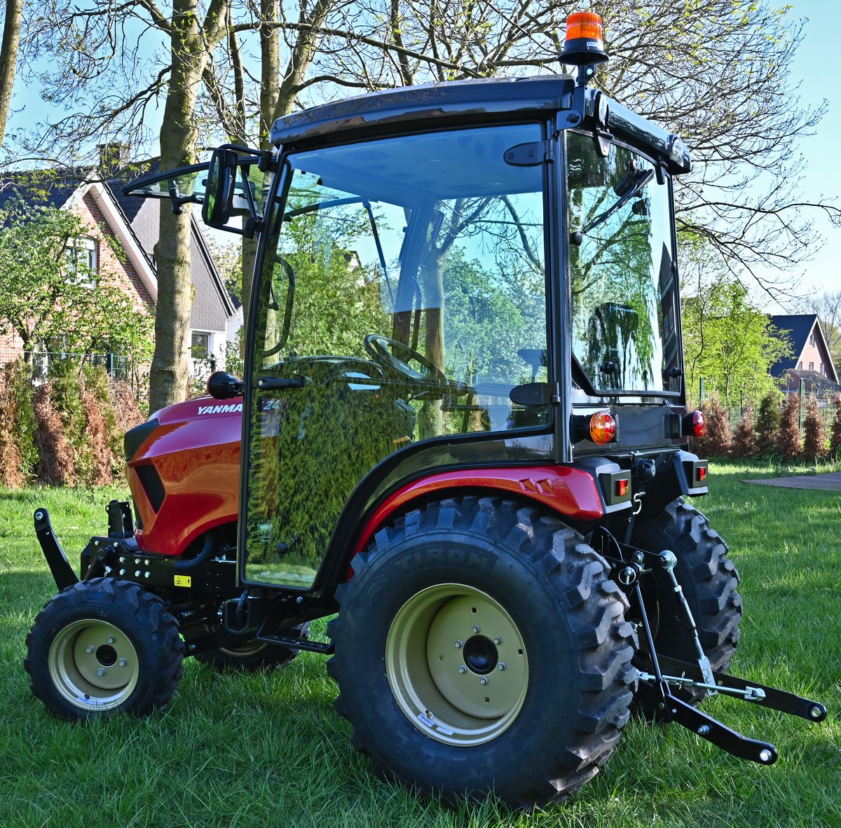 Kommunaltraktor Yanmar SA424V-Q Kommunaltraktor Yanmar SA424V-Q