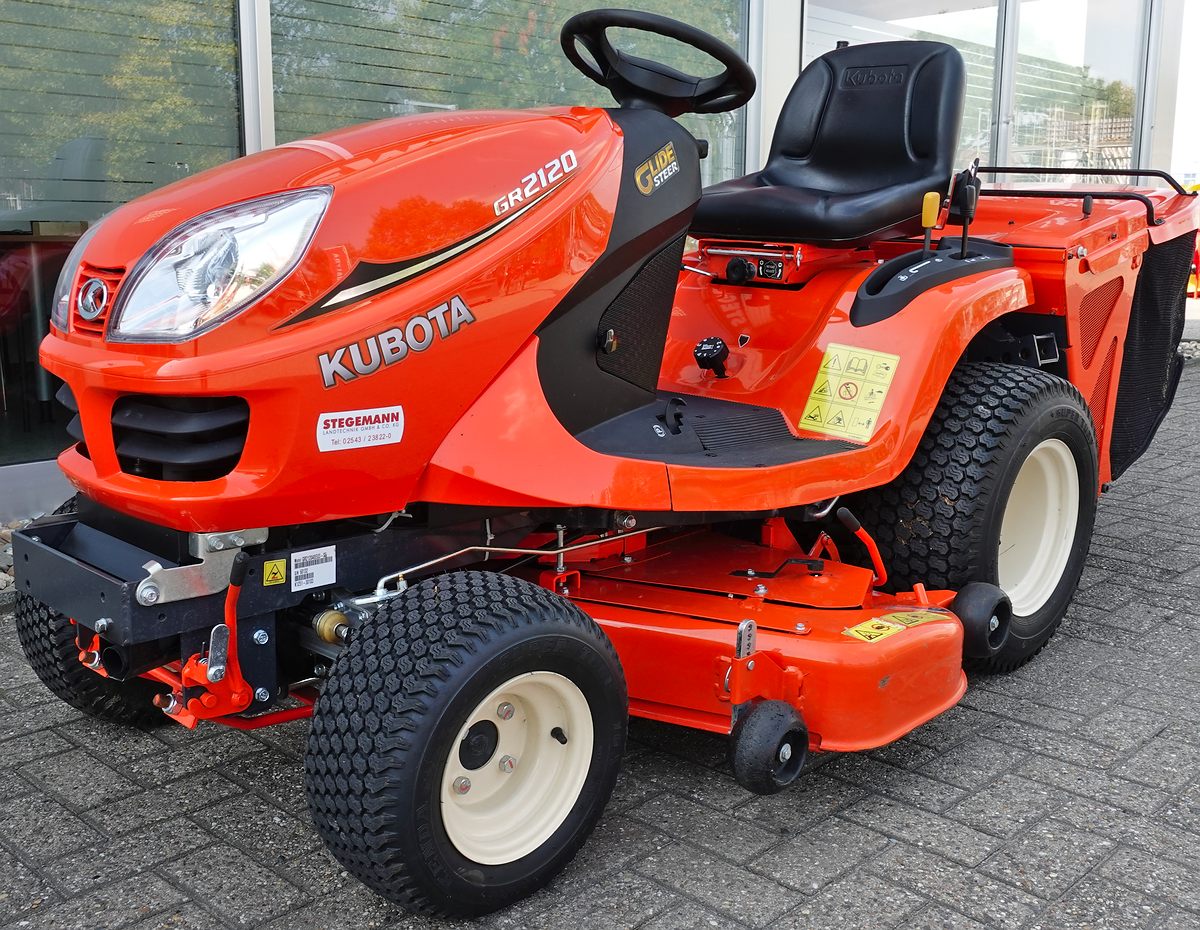 Rasenmäher Kubota GR2120 Rasenmäher Kubota GR2120