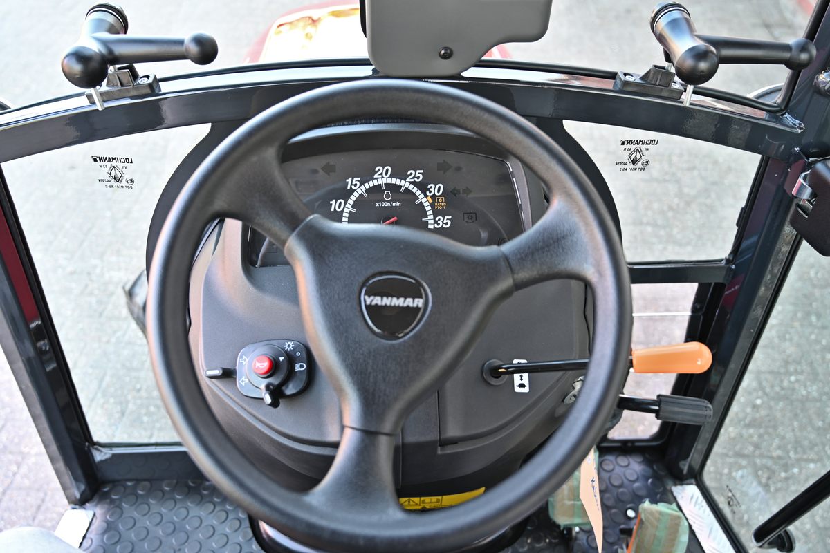 Kommunaltraktor Yanmar SA424V-Q Kommunaltraktor Yanmar SA424V-Q