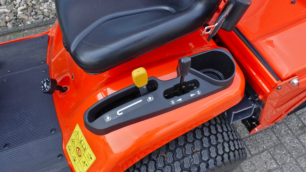 Rasenmäher Kubota GR2120 Rasenmäher Kubota GR2120