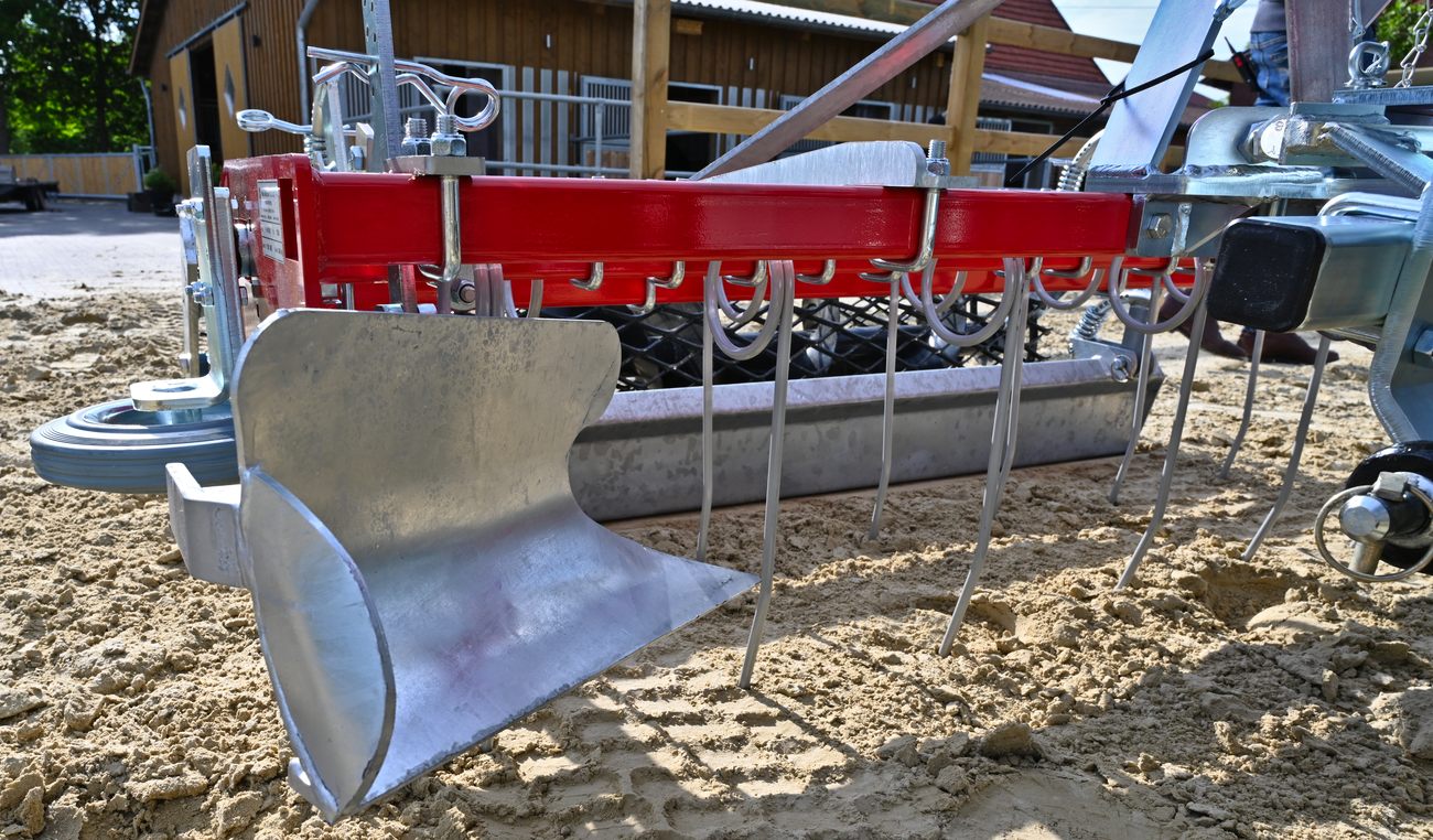 Reitplatzplaner Platz-Max P-M 160 / NL-GW 160 Reitplatzplaner Platz-Max P-M 160 / NL-GW 160