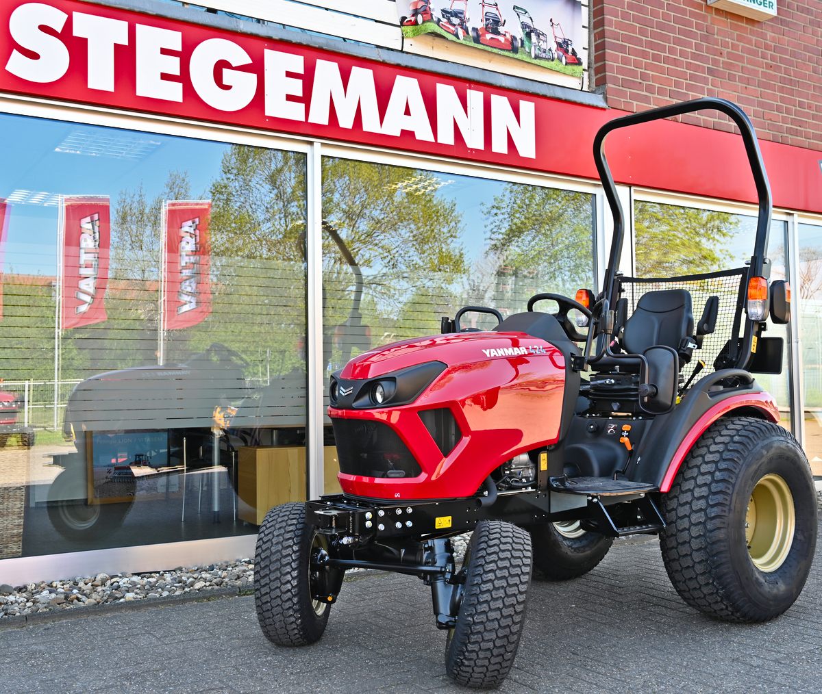 Kompakttraktor Yanmar SA424V-R Kompakttraktor Yanmar SA424V-R