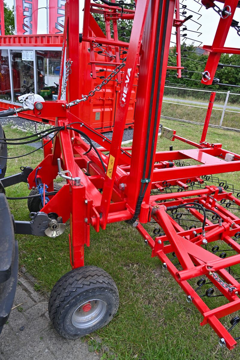 HE-VA Weeder HD Pflegestriegel 9 Meter HE-VA Weeder HD Pflegestriegel 9 Meter