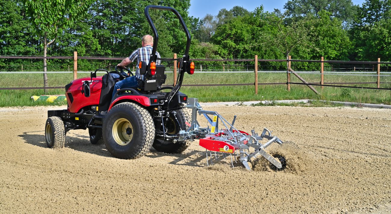 Reitplatzplaner Platz-Max P-M 160 / NL-GW 160 Reitplatzplaner Platz-Max P-M 160 / NL-GW 160