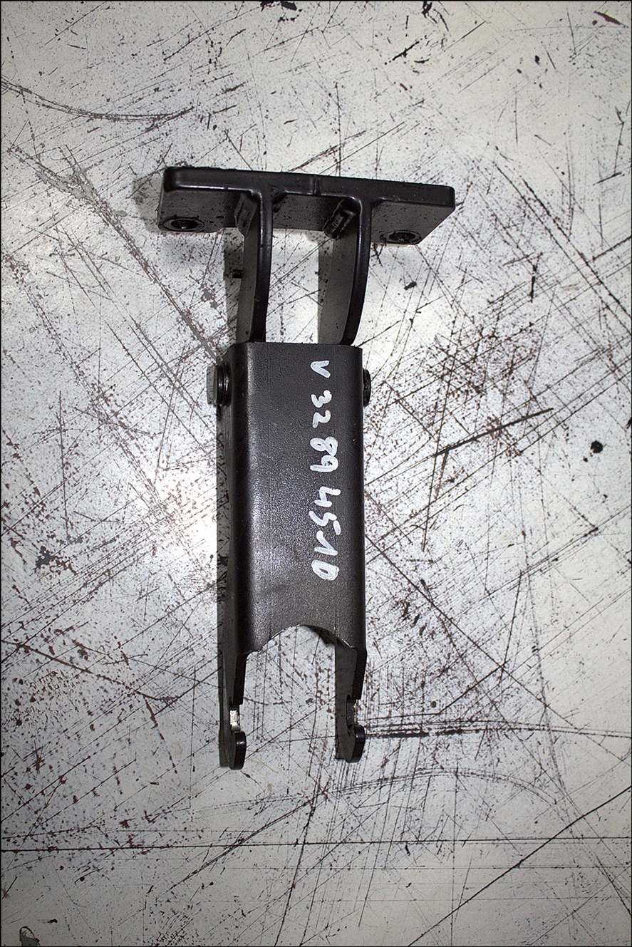 Valtra Oberlenkerhalterung V32894510 Valtra Oberlenkerhalterung V32894510