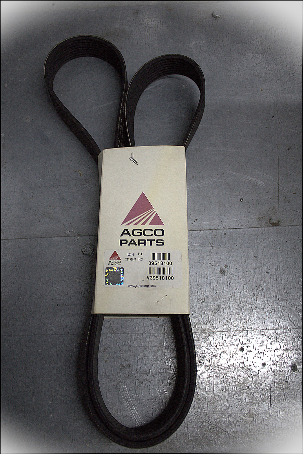 Valtra V39518100 Multiripp.riemen Valtra V39518100 Multiripp.riemen