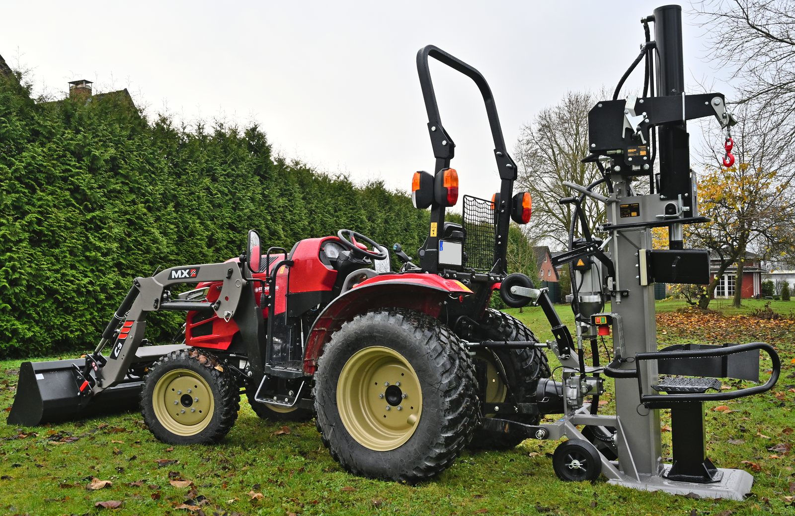 Holzspalter Jansen TS-30 mit Stammheber, Spalttisch und Seilwinde Holzspalter Jansen TS-30 mit Stammheber, Spalttisch und Seilwinde